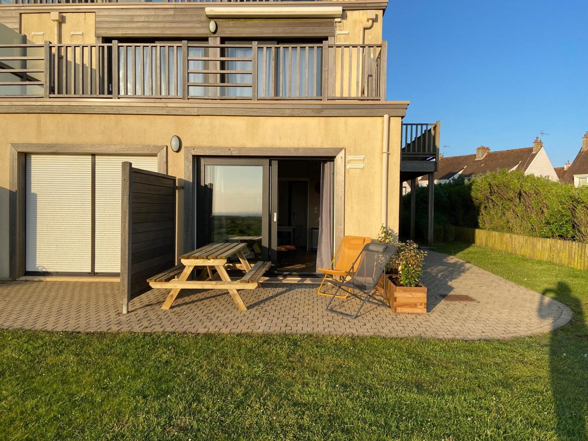 Brise De Mer Sur La Naturelle, Studio A Wimereux , Parking エクステリア 写真