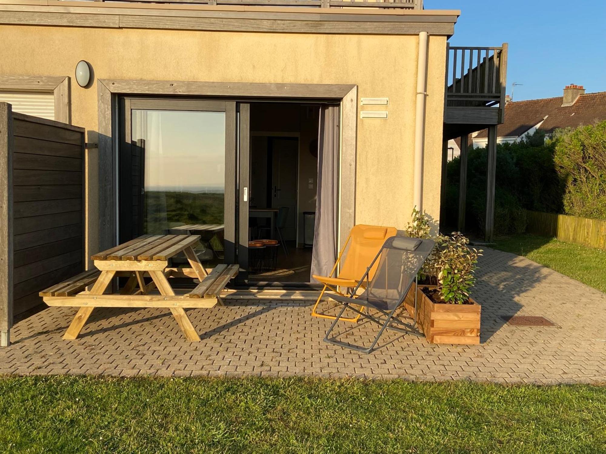 Brise De Mer Sur La Naturelle, Studio A Wimereux , Parking エクステリア 写真
